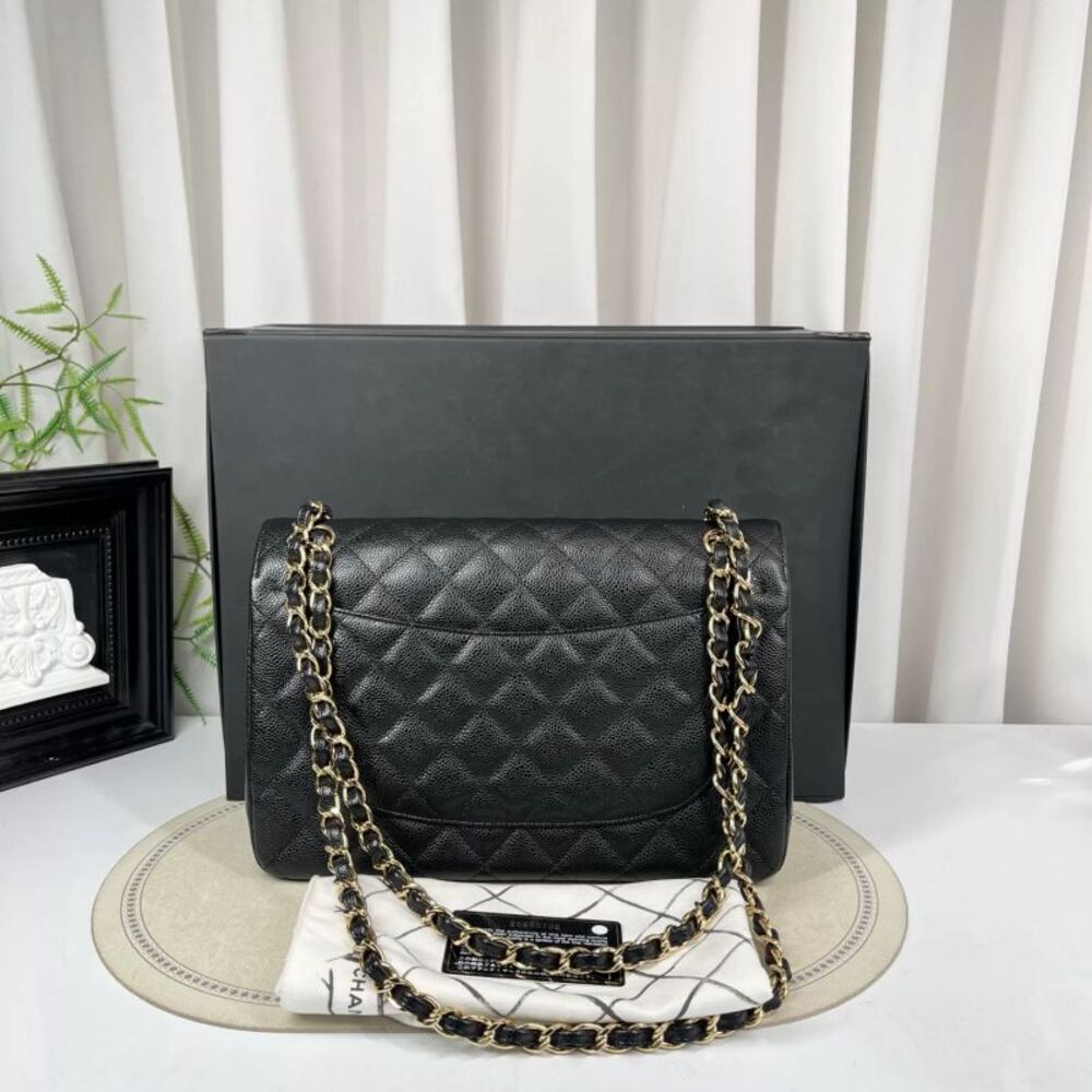 Chanel Women Pre-Loved Bag Very Good Condition